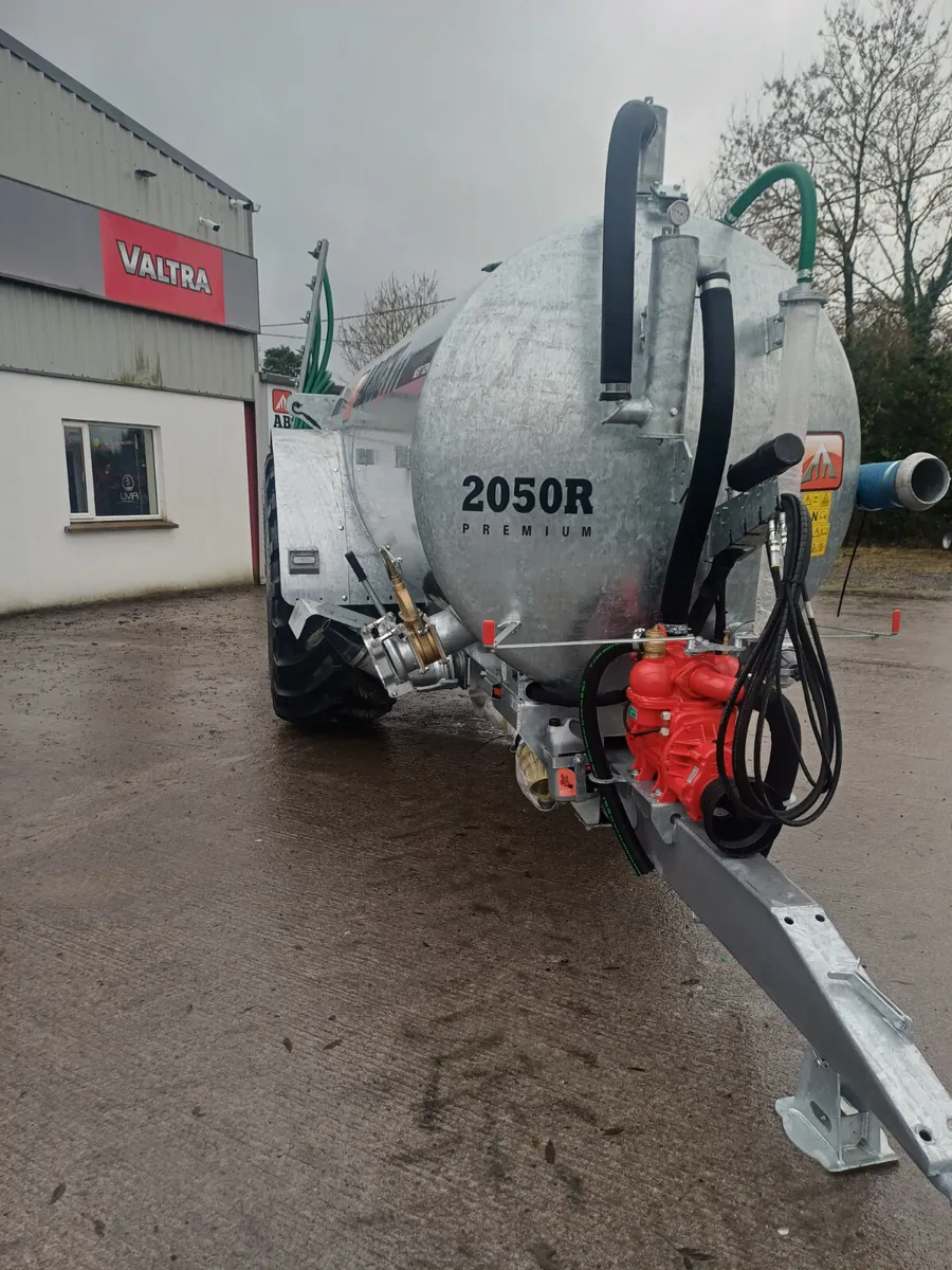 Abbey 2050 Tanker - Image 3