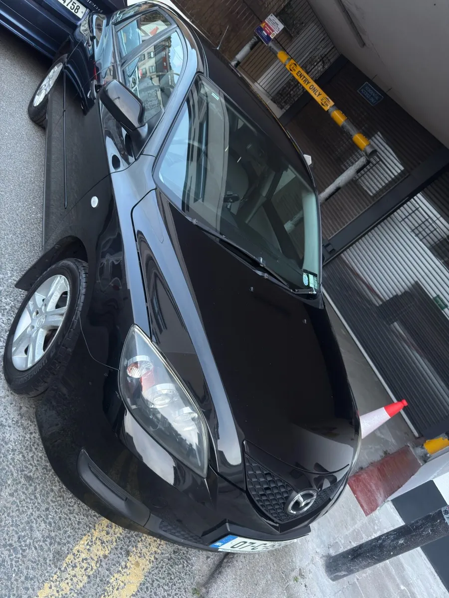 Mazda 3 2007 selling fast! - Image 1