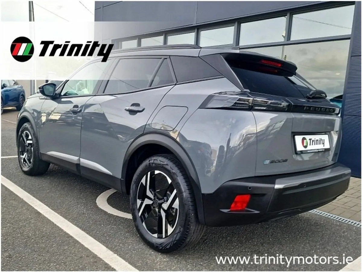Peugeot 2008 ** 136HP ELECTRIC 50KWH ** AUTO ALLUR - Image 3
