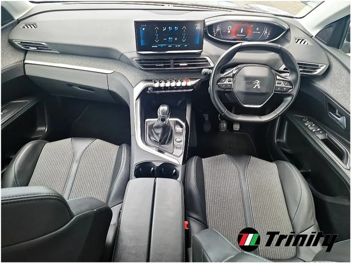 Peugeot 3008 ** 1.5 BLUEHDI ** 130BHP ALLURE ** TR - Image 2