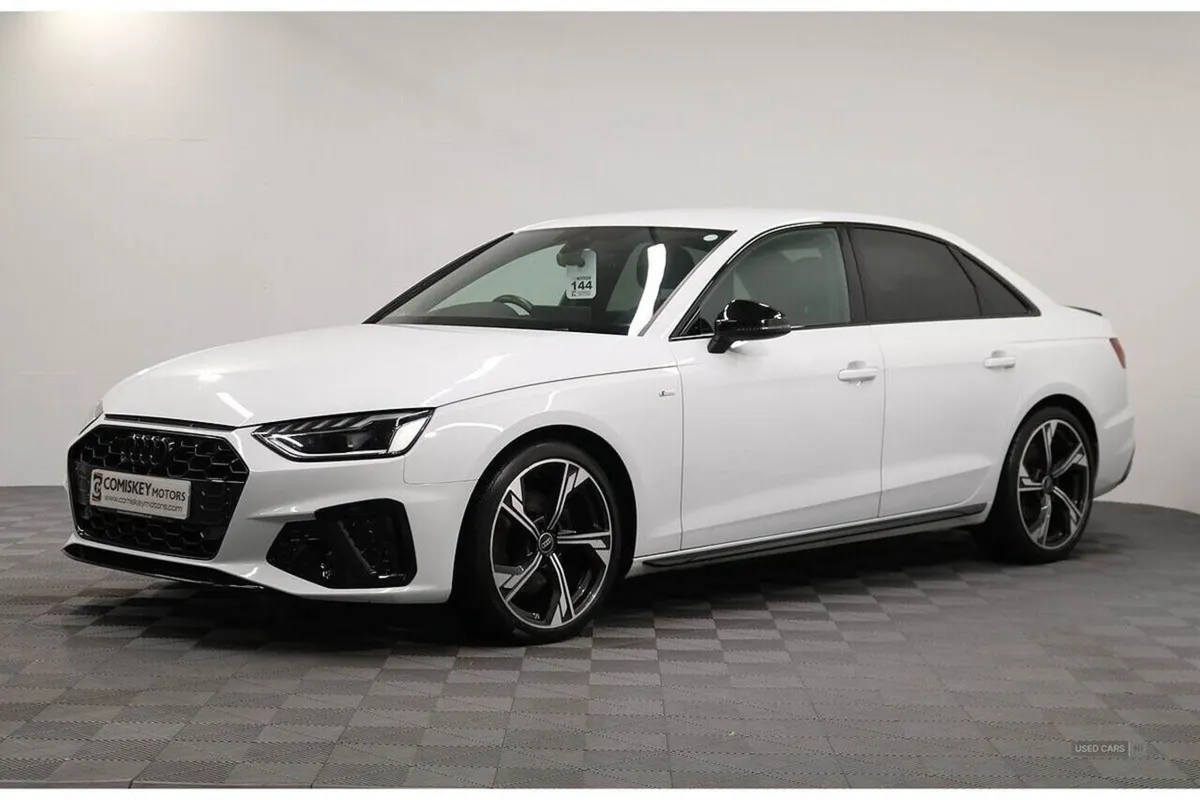 Audi A4 TDI Black Edition - Image 3