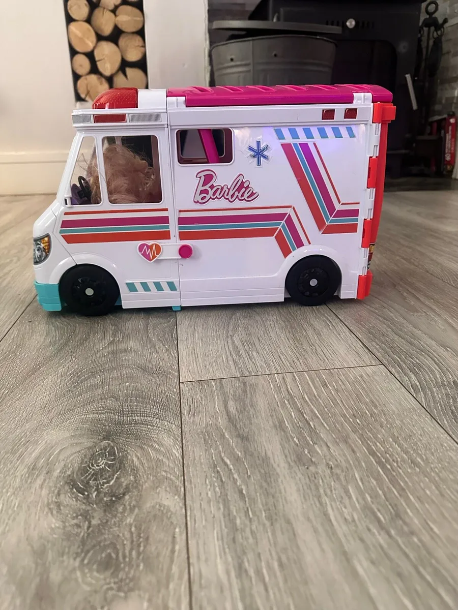 Barbie Ambulance - Image 2