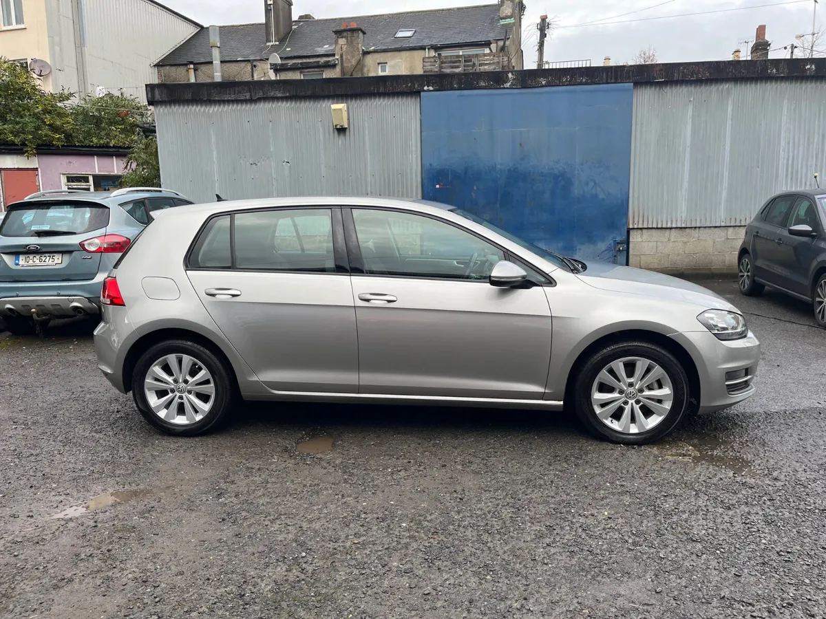 2105 VOLKSWAGEN GOLG, COMFORTLINE ONLY 27k KLM'S - Image 2