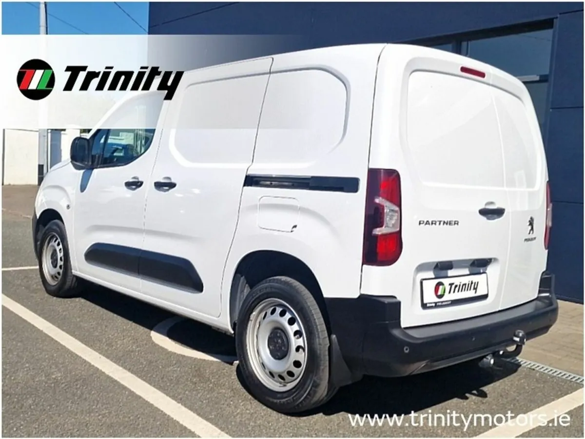 Peugeot Partner LOW LOW KM'S ** PROFESSIONAL PLUS* - Image 3