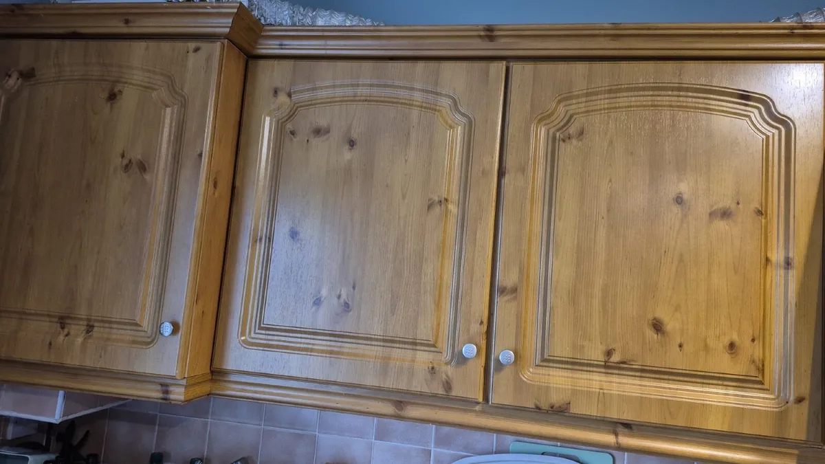 Free kitchen top units only - Image 3