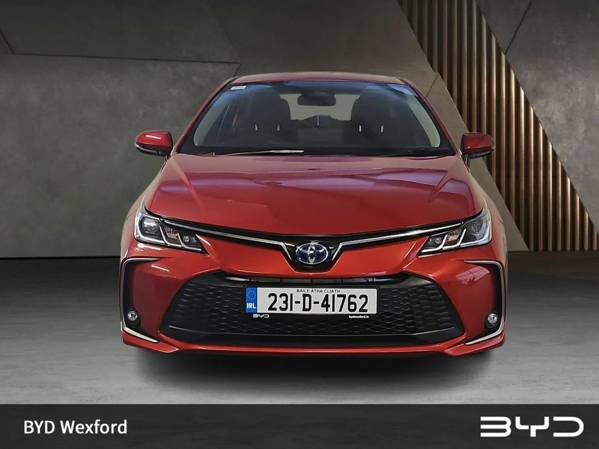 Toyota Corolla  1.8 Hybrid Luna Saloon (Deposit Ta - Image 2
