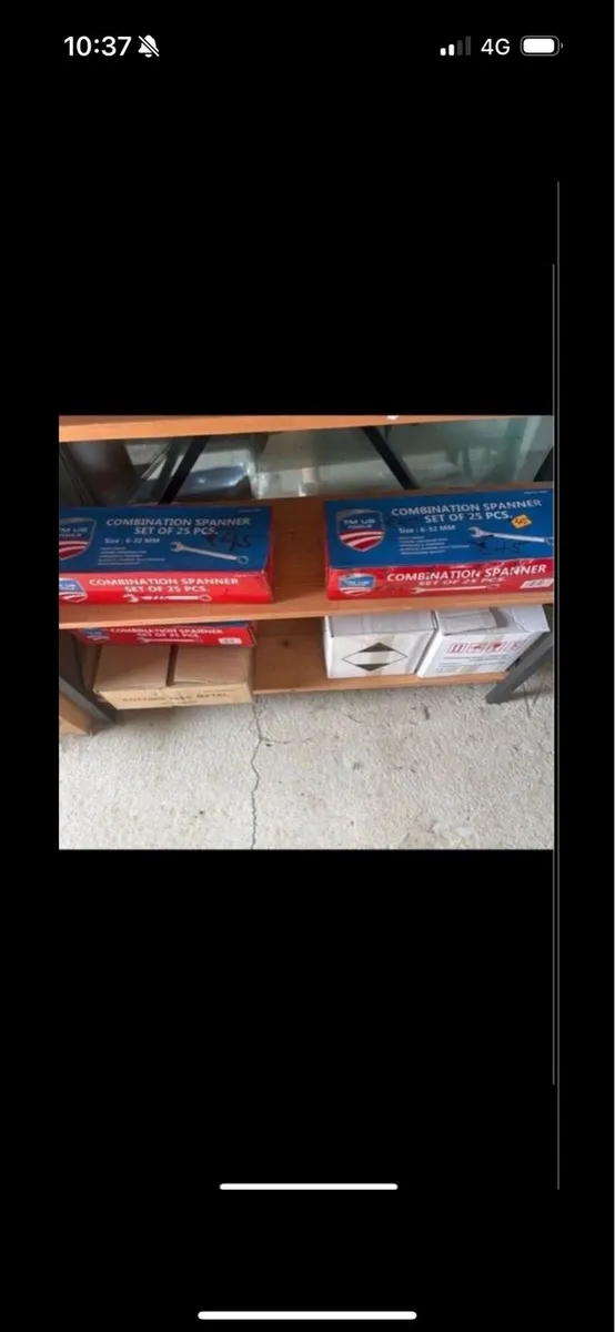 Selection of tools - Image 2