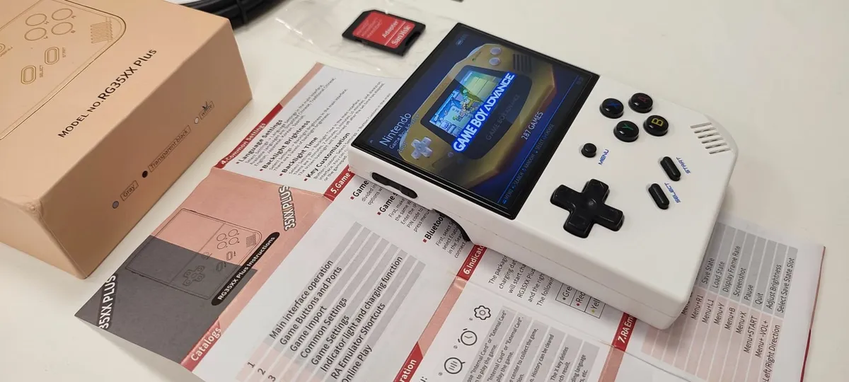 Retro Gaming Console - Image 1