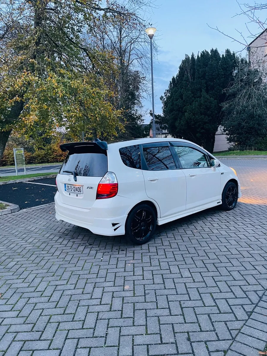 HONDA FIT 2005  PETROL 1.3  AUTOMATIC  NCT 08/2026 - Image 3