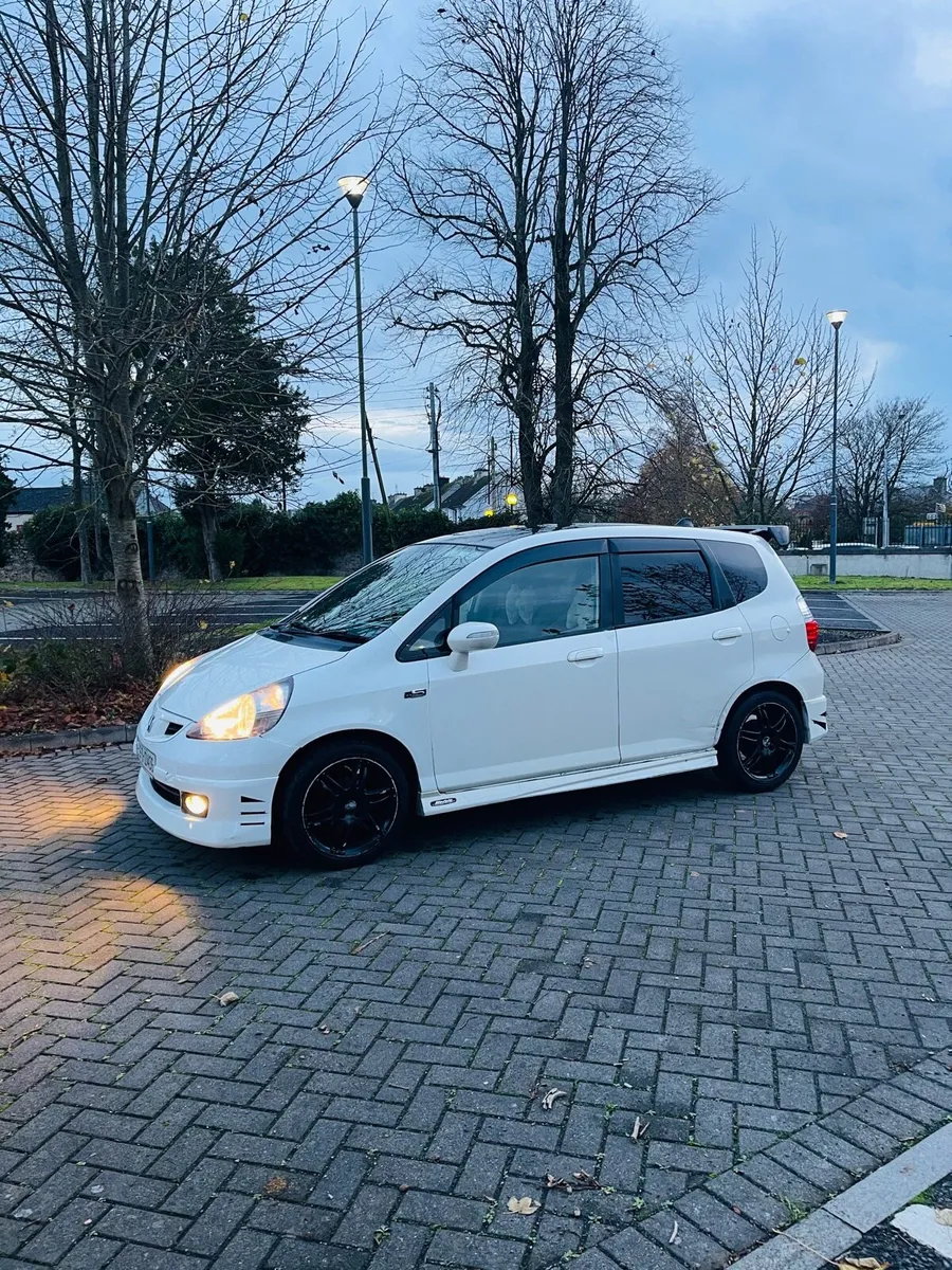 HONDA FIT 2005  PETROL 1.3  AUTOMATIC  NCT 08/2026 - Image 4