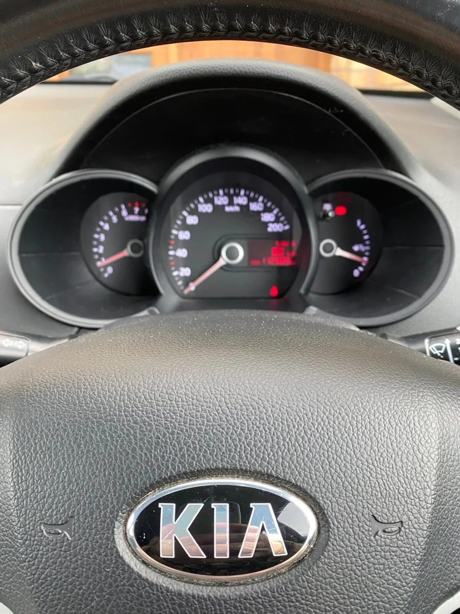 Kia Picanto 2013 for sale - Image 3
