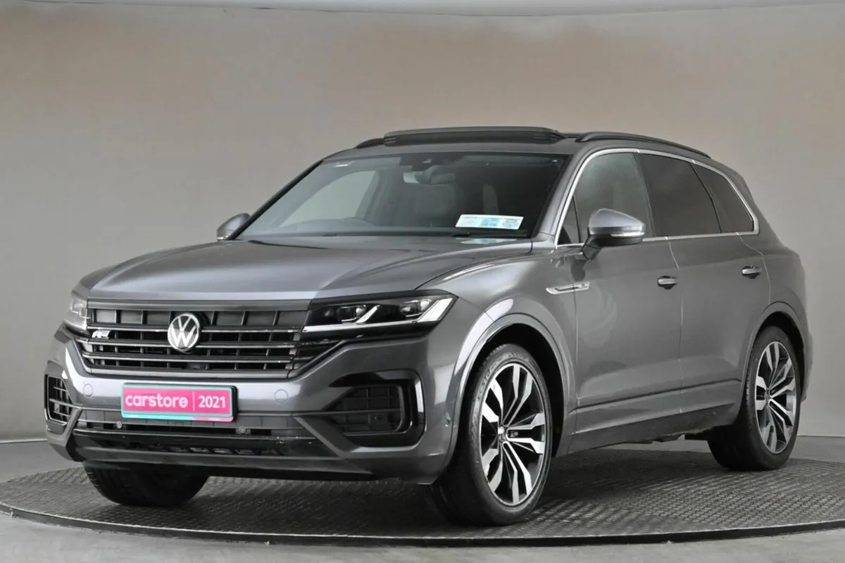 Volkswagen Touareg R-LINE 3.0TDI 286BHP V6 DSG **P - Image 3