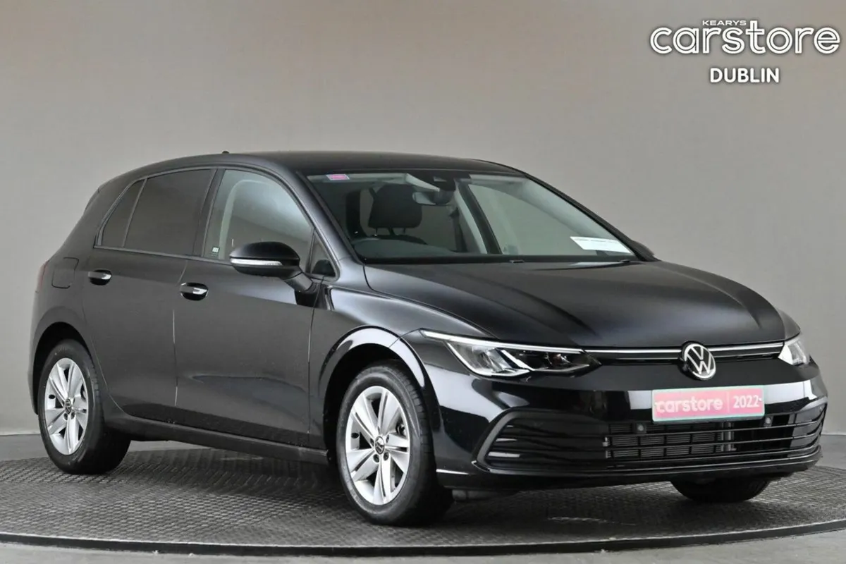 Volkswagen Golf 1.0 eTSI DSG ACTIVE BAS MILD HYBRI - Image 1