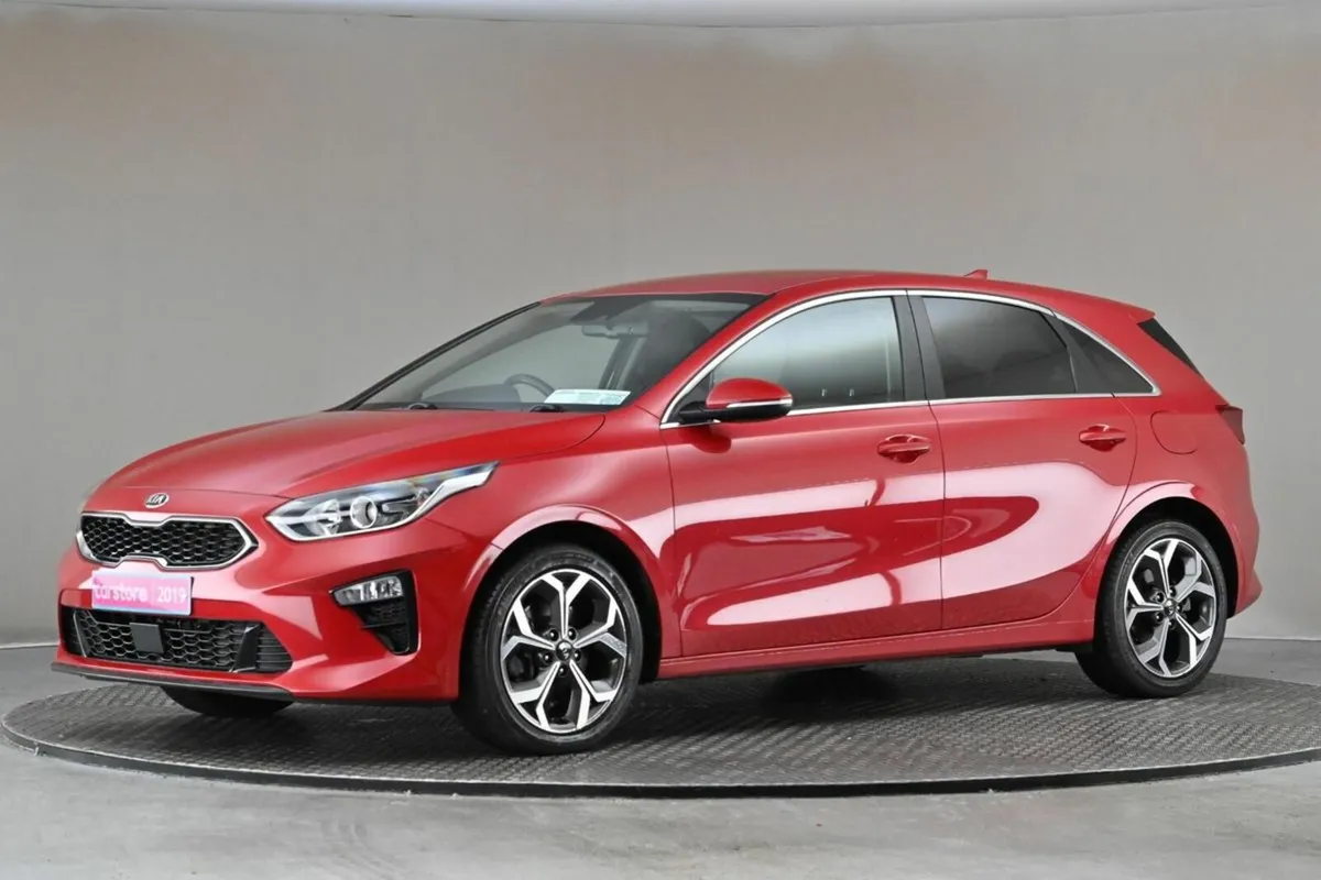 Kia Ceed 1.0 K4 6SPD **HALF LEATHER**CARPLAY**REVE - Image 4