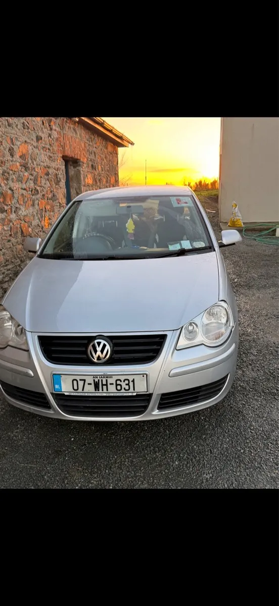2007 Volkswagen Polo - Image 2