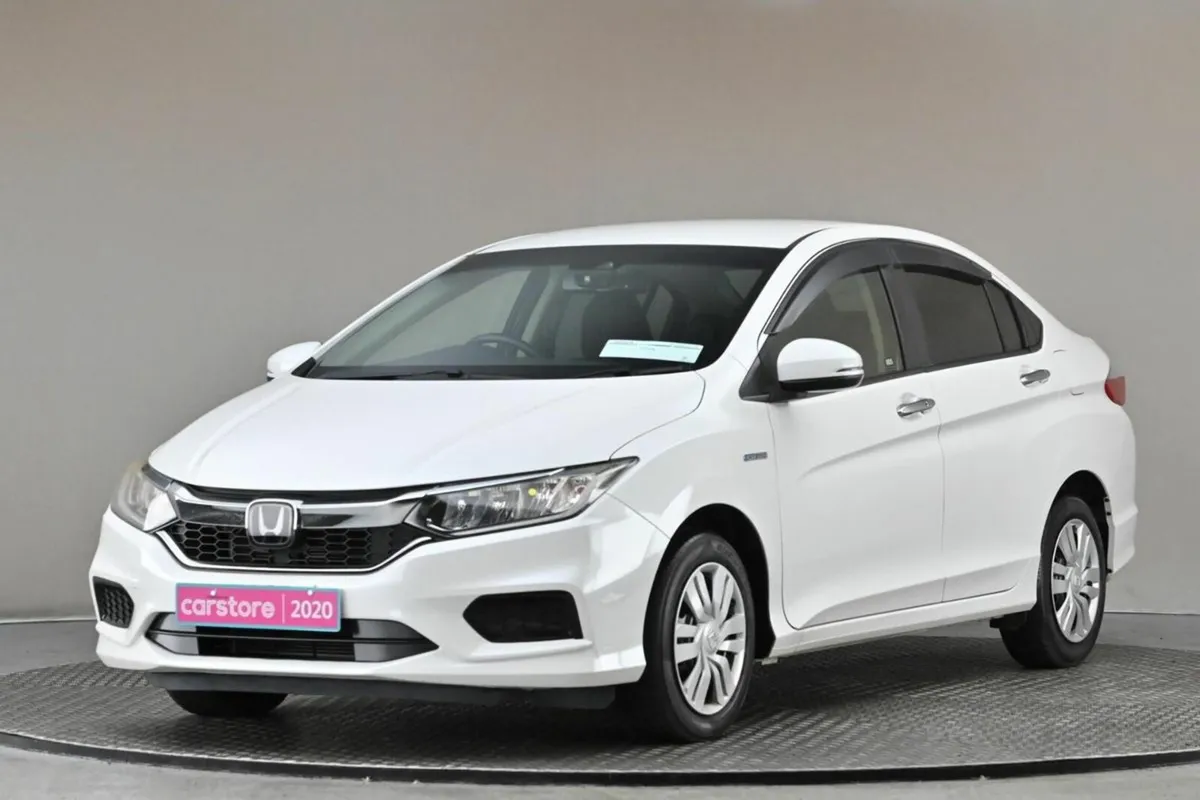 Honda Grace *JAN 2026 PRICING NOW**1.5 HYBRID 4DR - Image 3