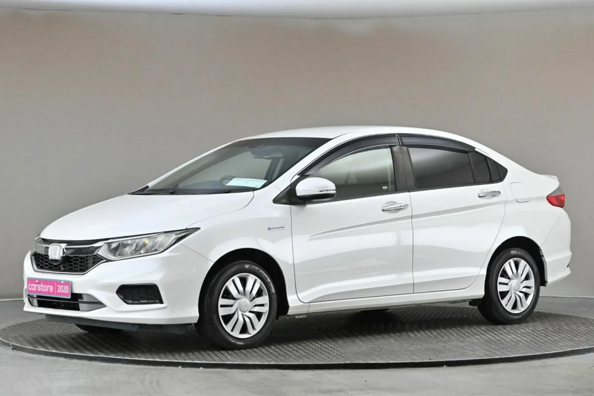 Honda Grace *JAN 2026 PRICING NOW**1.5 HYBRID 4DR - Image 4