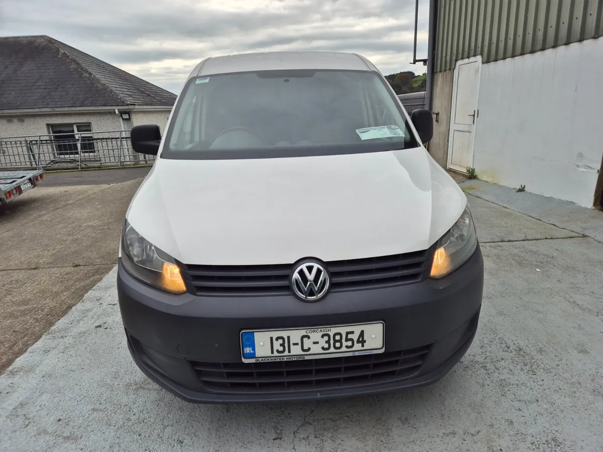 VOLKSWAGGON CADDY MAXI - Image 3