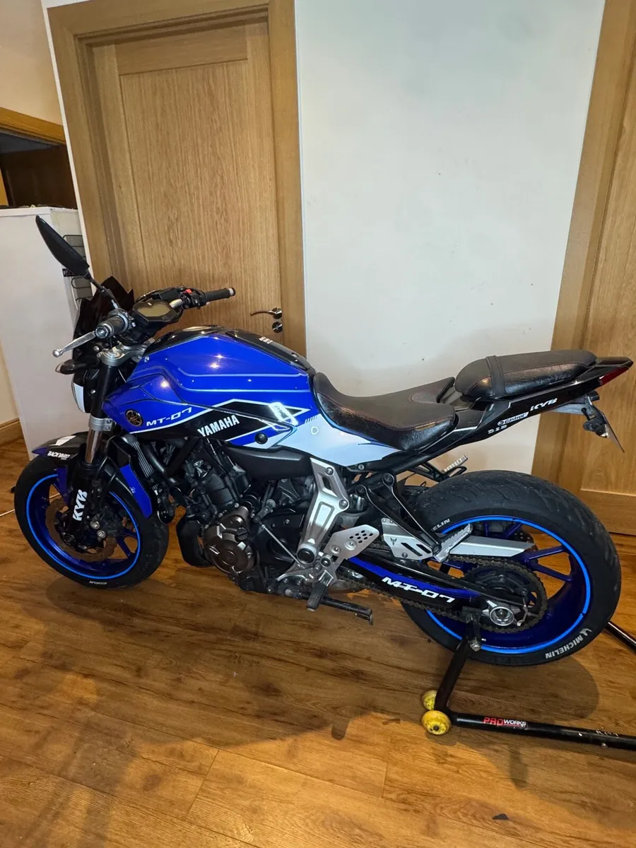 Yamaha MT07 2015 - Image 1