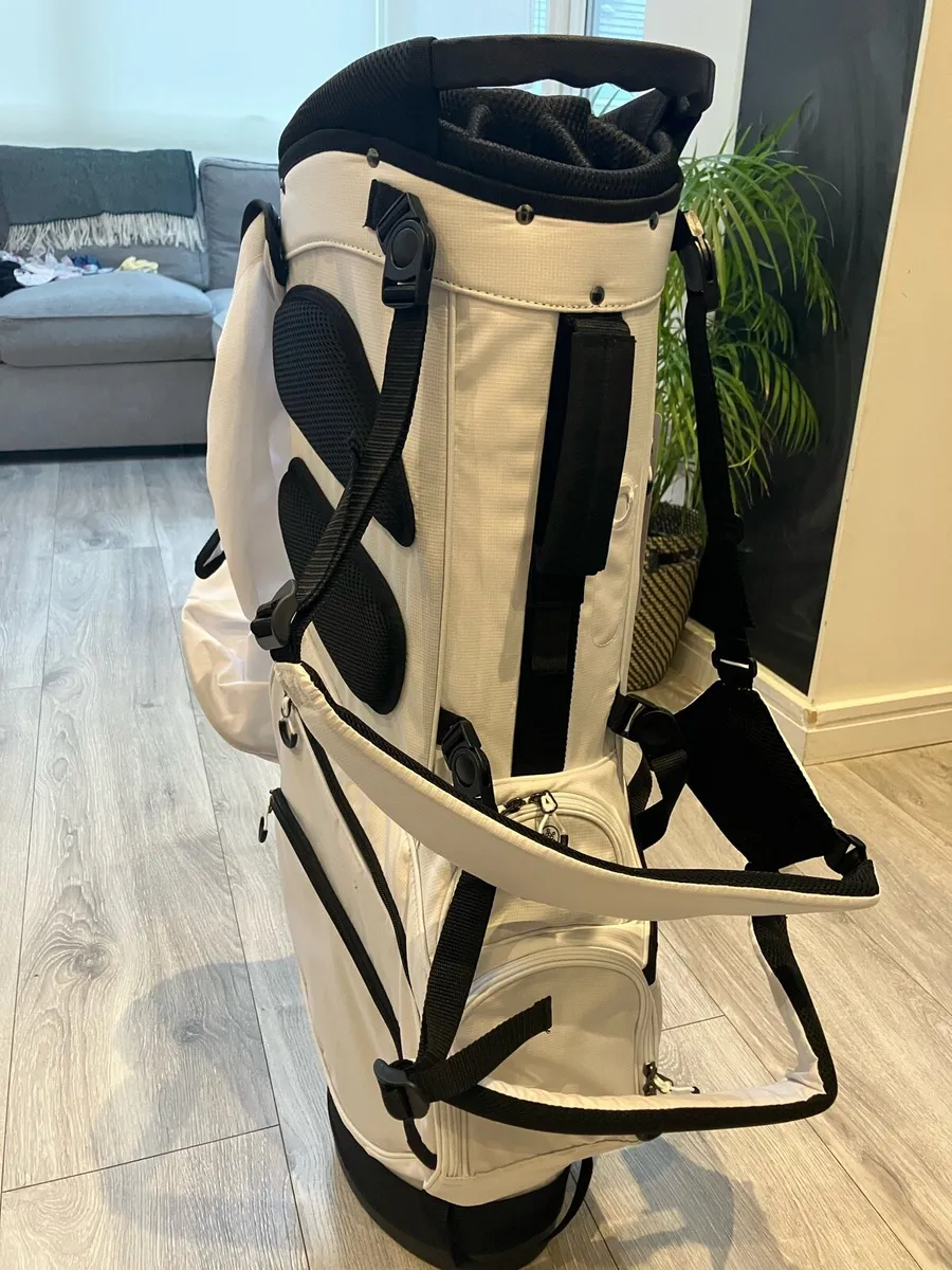 Livsin Golf stand Bag New - Image 1