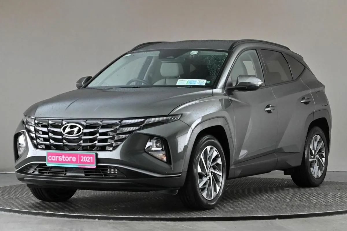 Hyundai Tucson 1.6 D EXECUTIVE 6SPD **FULL BEIGE L - Image 3