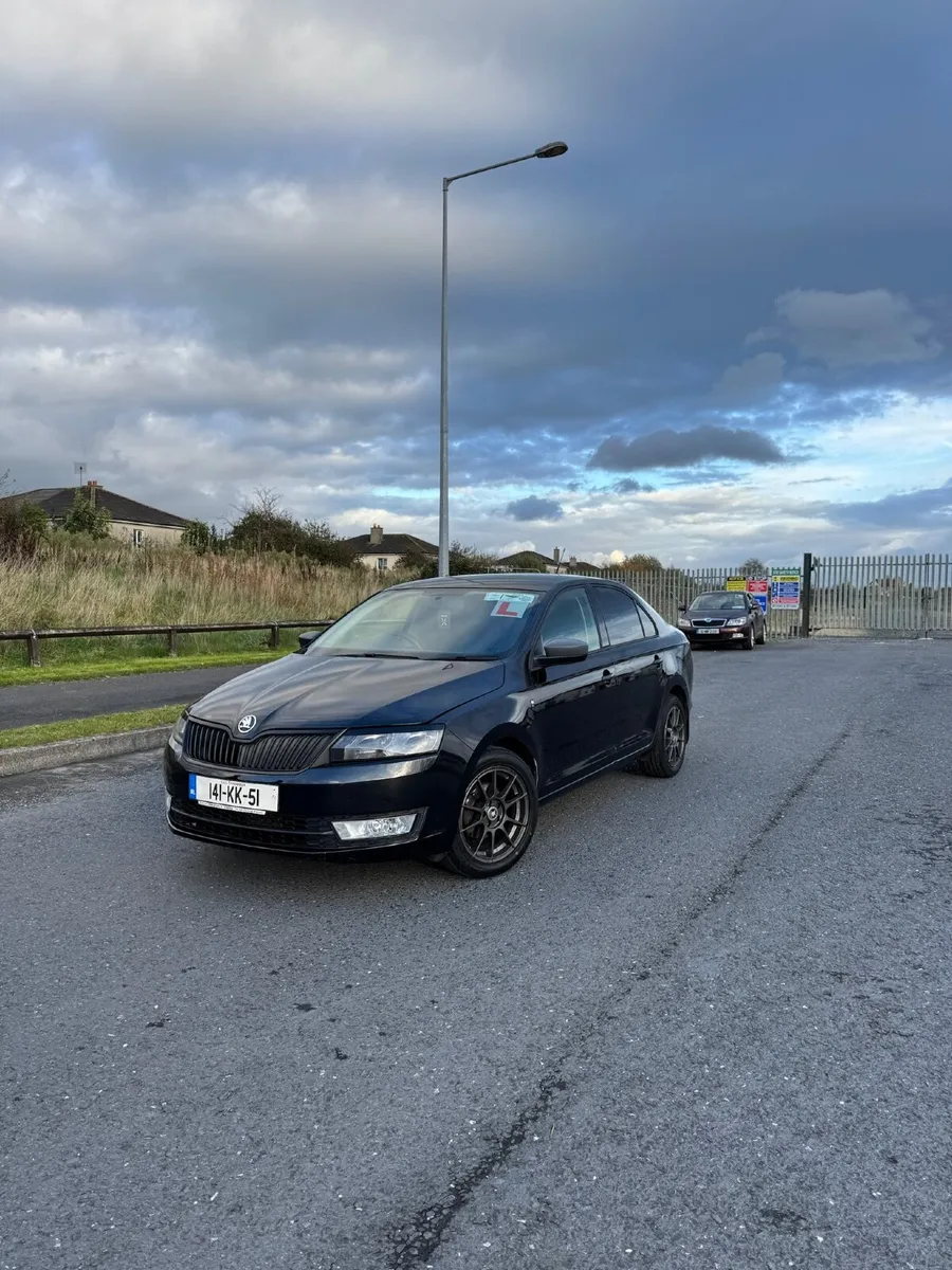 Skoda Rapid 2014 - Image 3