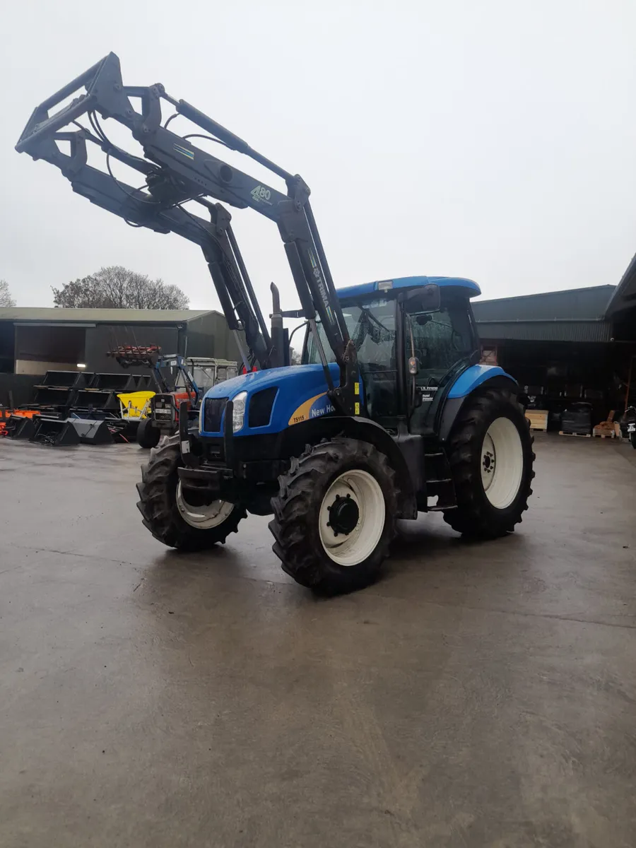 New Holland Ts115A - Image 3