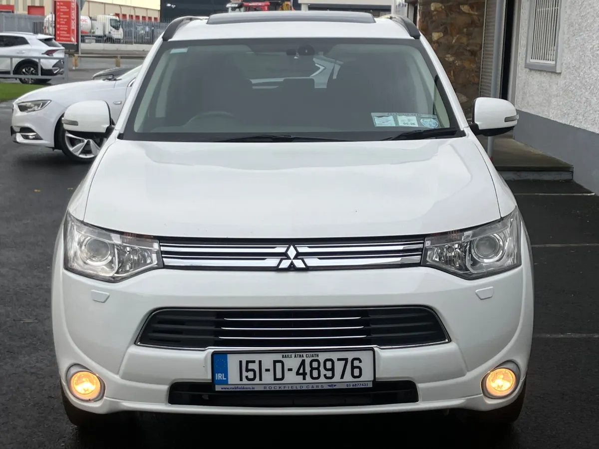 Mitsubishi Outlander 2015 PHEV GH4 FSH - Image 3