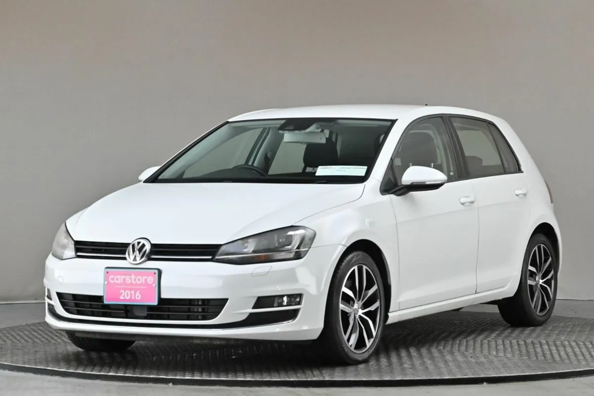 Volkswagen Golf *JAN 2026 PRICE NOW*1.4 TSI DSG HI - Image 3