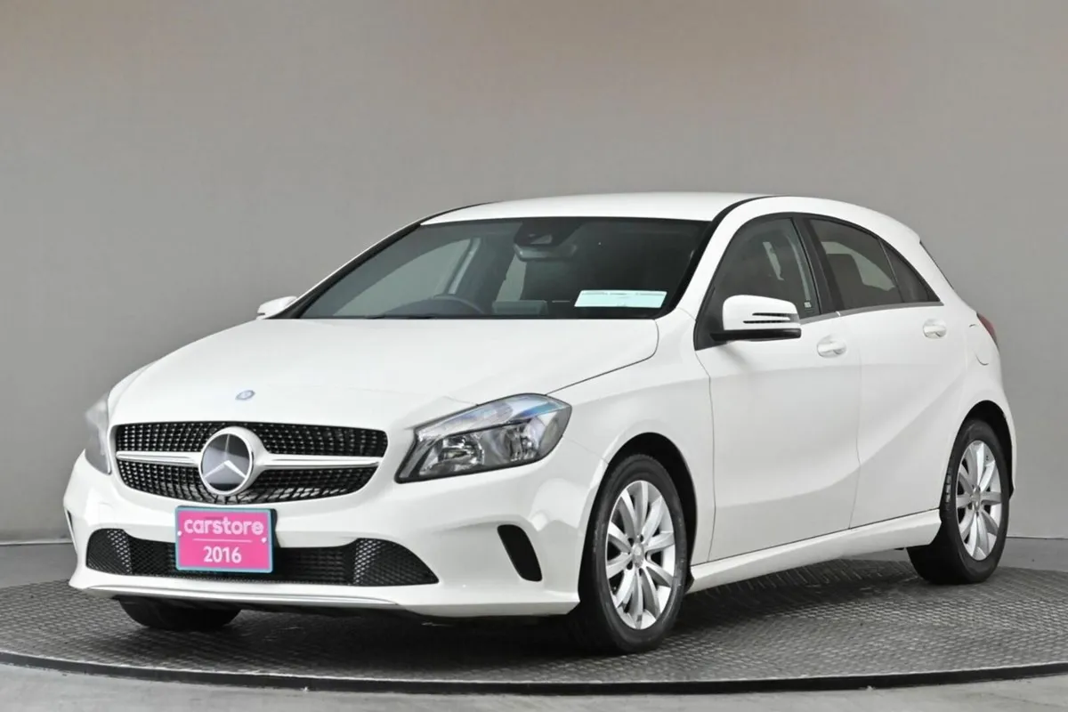Mercedes-Benz A-Class A 180 AUTO **HALF LEATHER**S - Image 3