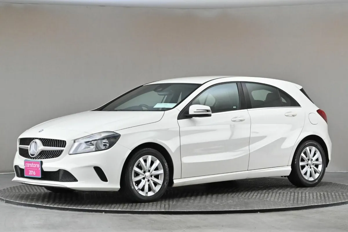 Mercedes-Benz A-Class A 180 AUTO **HALF LEATHER**S - Image 4