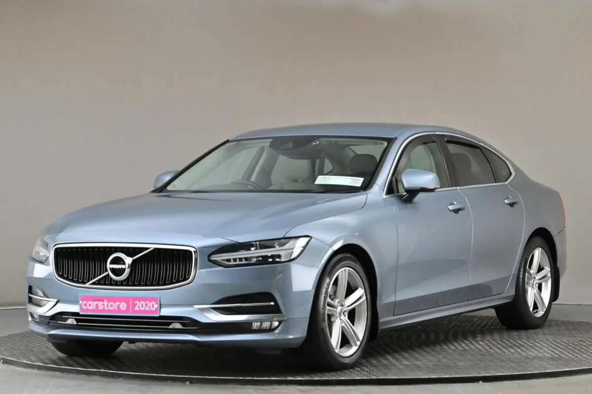 Volvo S90 2.0 D4 190BHP MOMENTUM **FULL BEIGE LEAT - Image 3