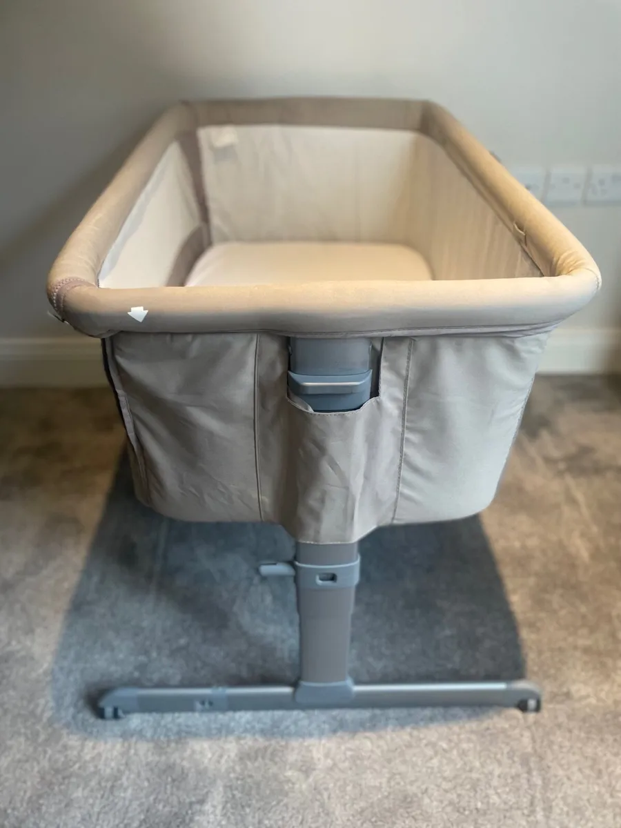 Chicco Next to me Cot - Image 3