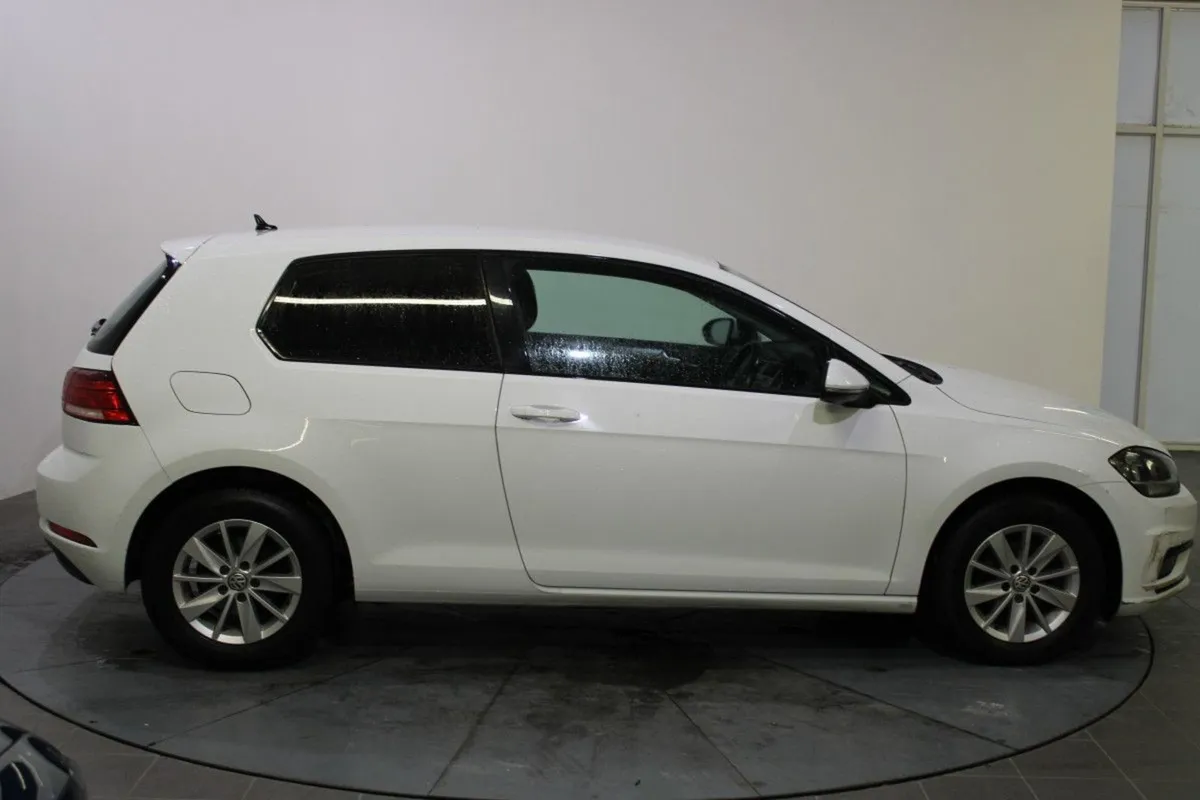 Volkswagen Golf Trendline Van 1.6 TDI M5F 90bhp - Image 4