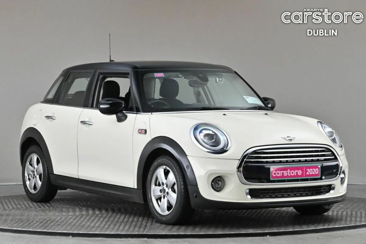 Mini Cooper 1.5 COOPER AUTO 5DR **BI-TONE ROOF**RE - Image 1
