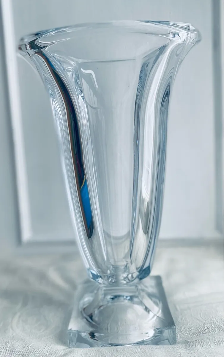 Tipperary Crystal Tempest 13 inch Vase - Image 1
