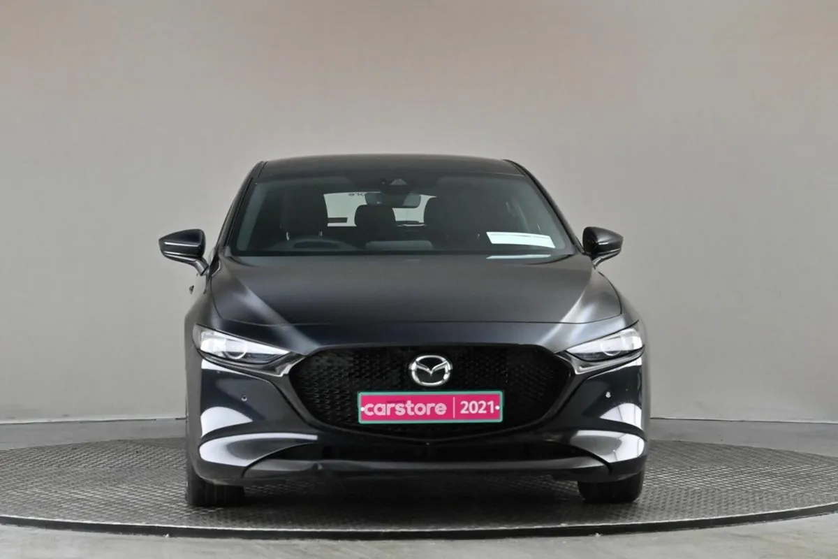 Mazda Mazda3 2.0 PETROL 6SPD 122BHP **HEAD-UP DISP - Image 2