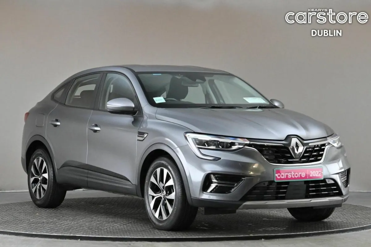 Renault Arkana ICONIC E-TECH HYBRID 145BHP AUTO - Image 1