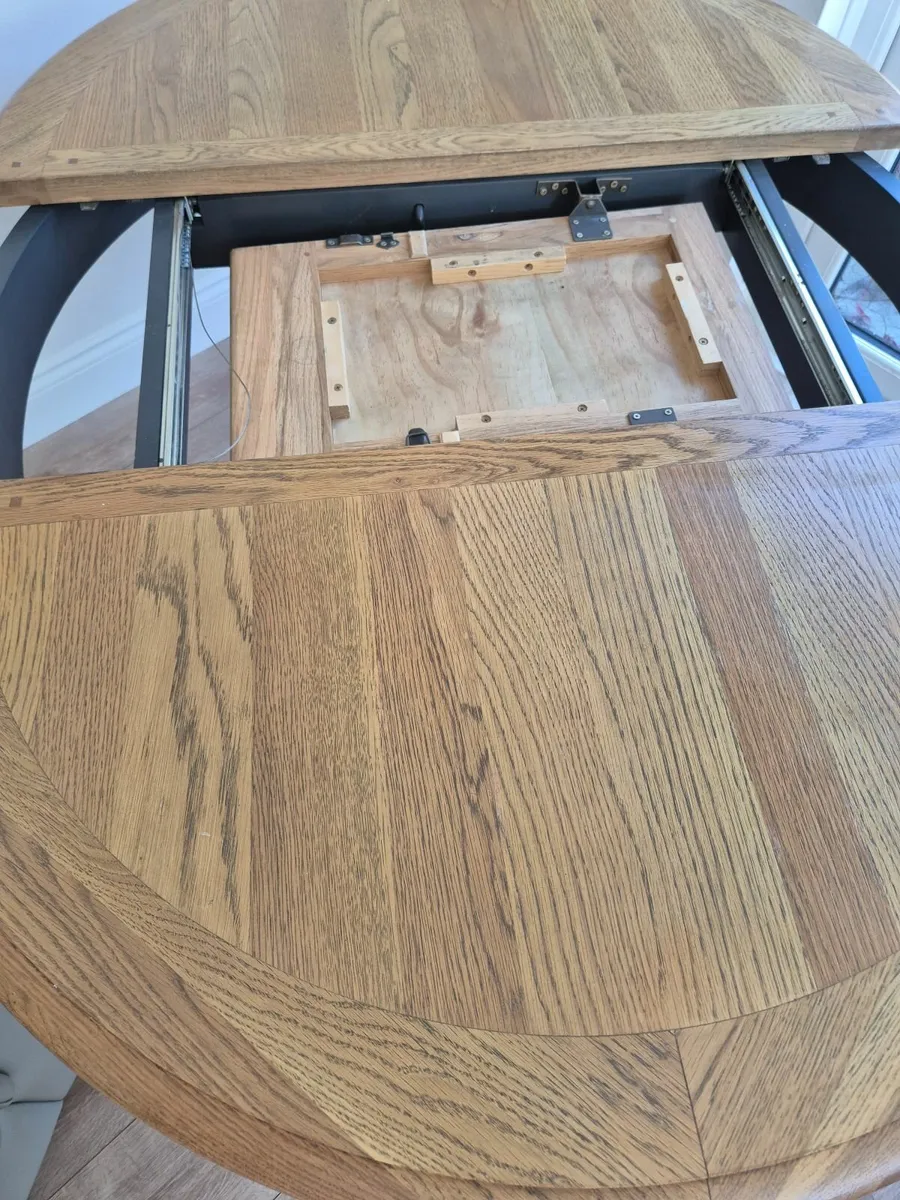 Extendable Dining Table - Image 3