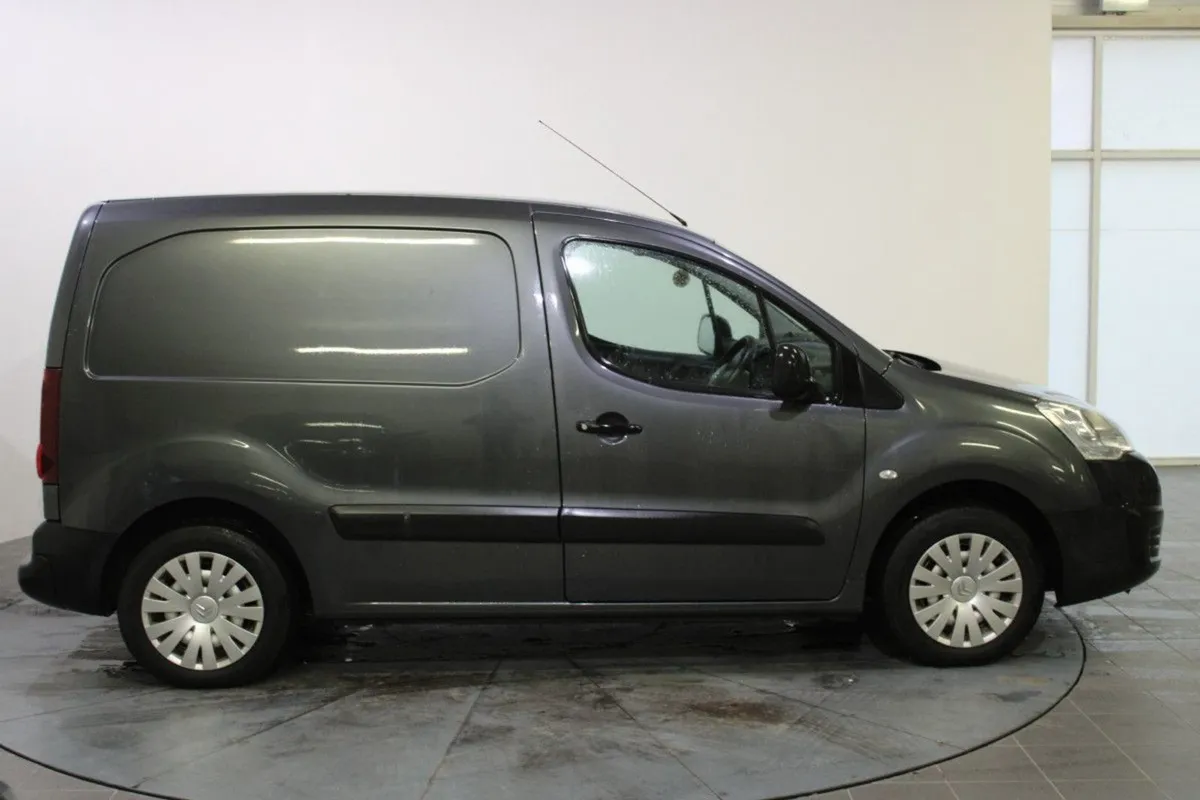 Citroen Berlingo LX Bluehdi 625KG - Image 4