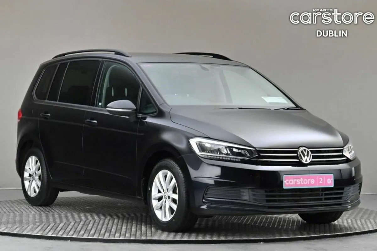 Volkswagen Touran 1.4 TSI DSG TRENDLINE **CARPLAY* - Image 1
