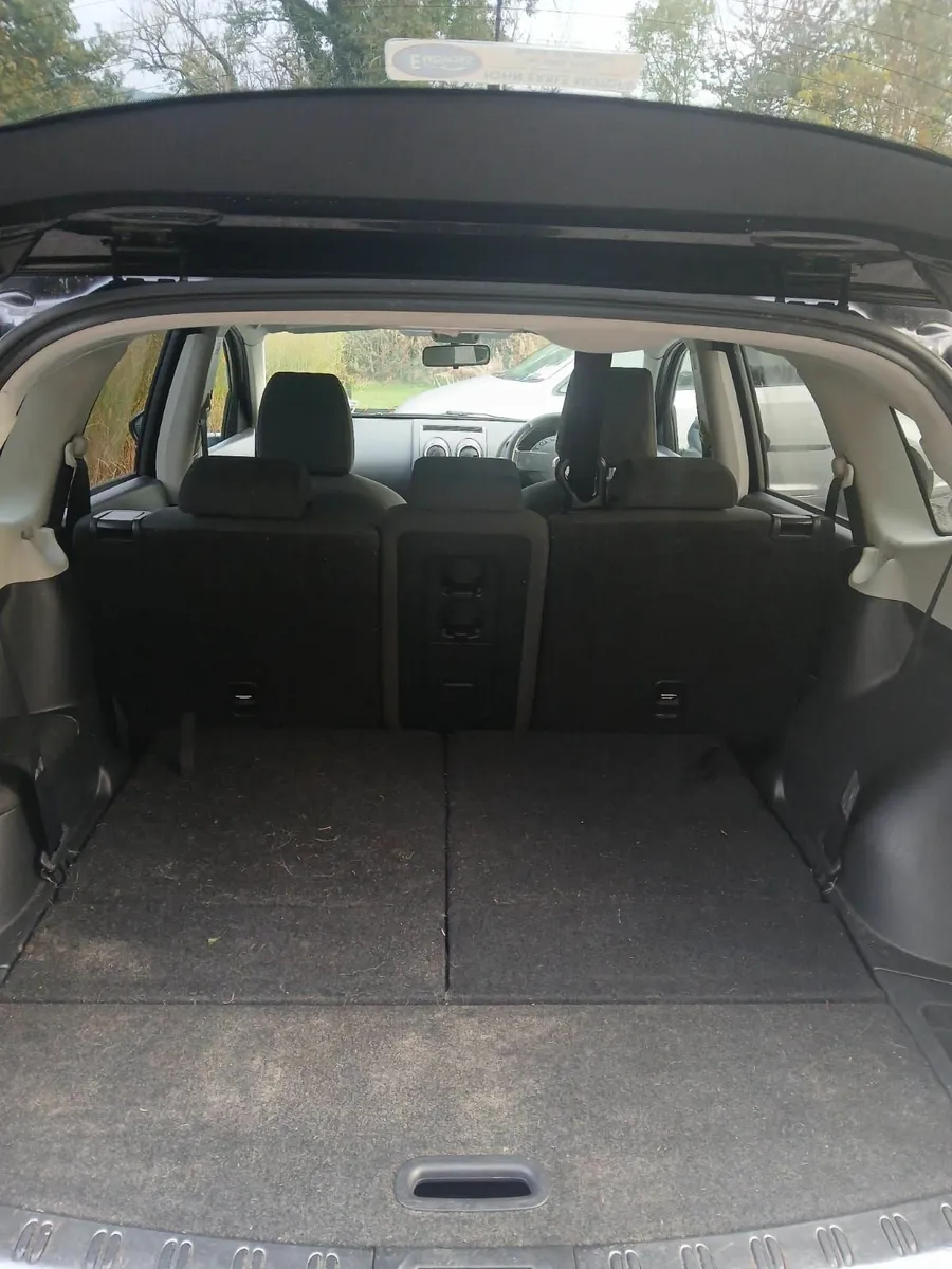 Nissan Qashqai+2 2011 - Image 4