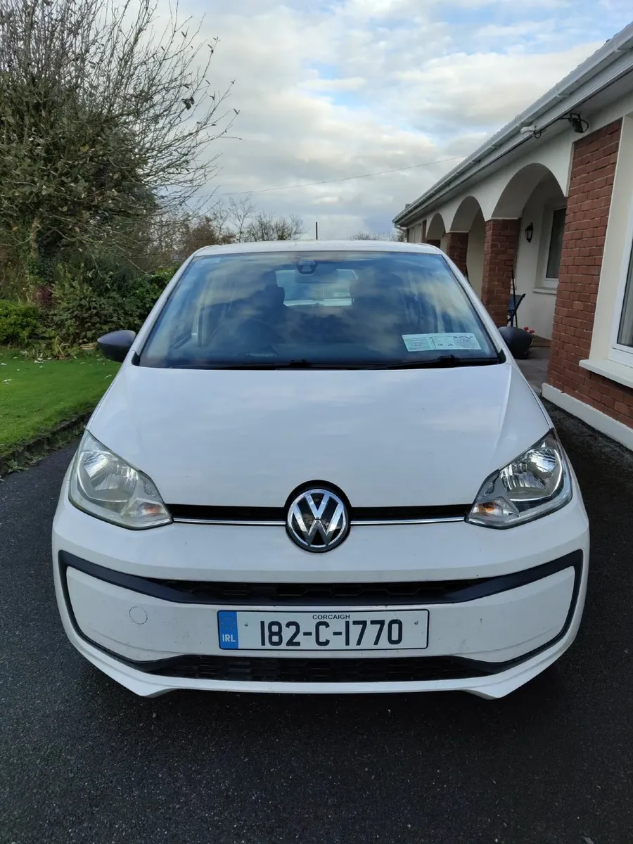 Volkswagen up! 2018 - Image 1