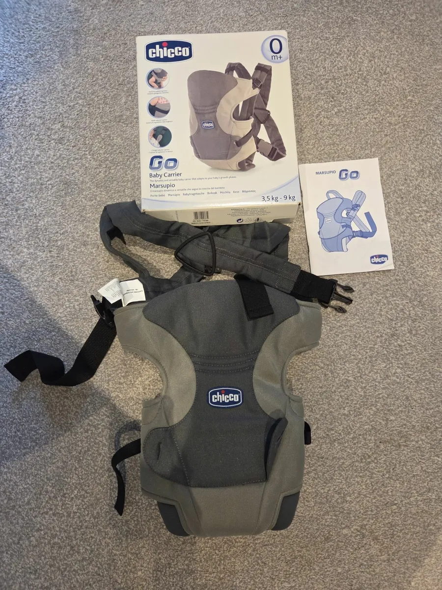 Chicco baby carrier - Image 2