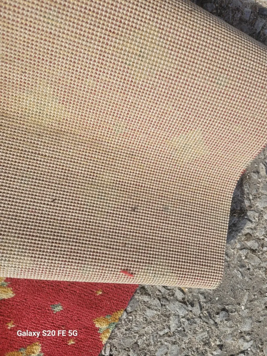 Carpet stairs and landing - Image 4