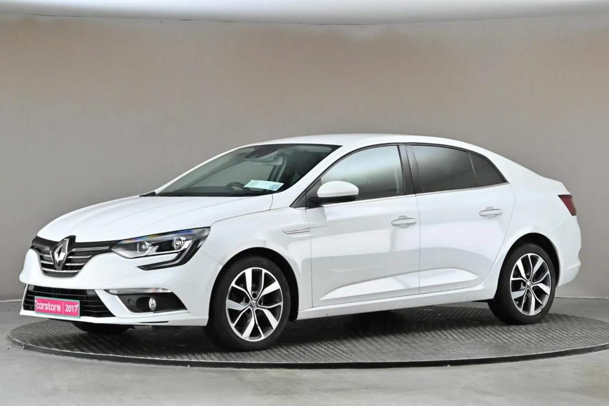 Renault Megane 1.5 DCI GRAND COUPE DYNAMIQUE S - Image 4