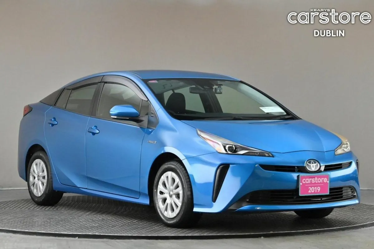 Toyota Prius 1.8 HYBRID FACE LIFT MODEL - Image 1