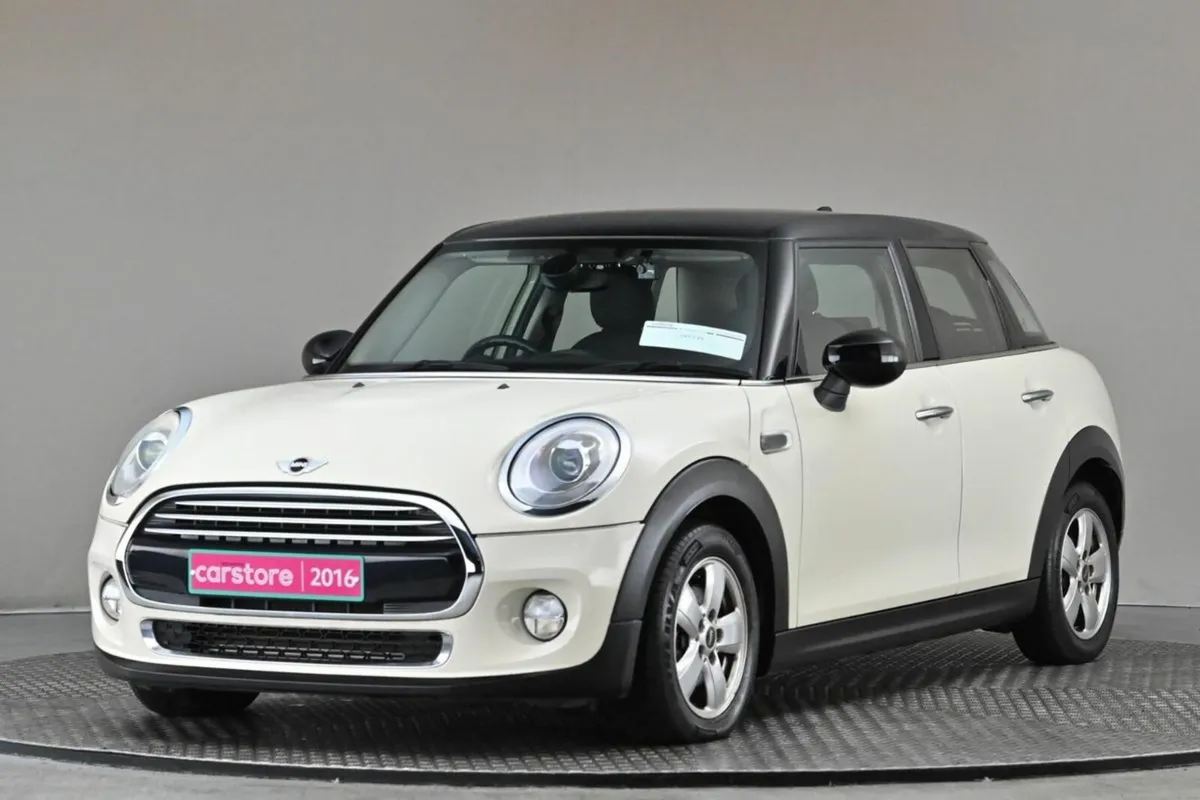 Mini Cooper 1.5 AUTO 5DR **1 YEARS WARRANTY** - Image 3