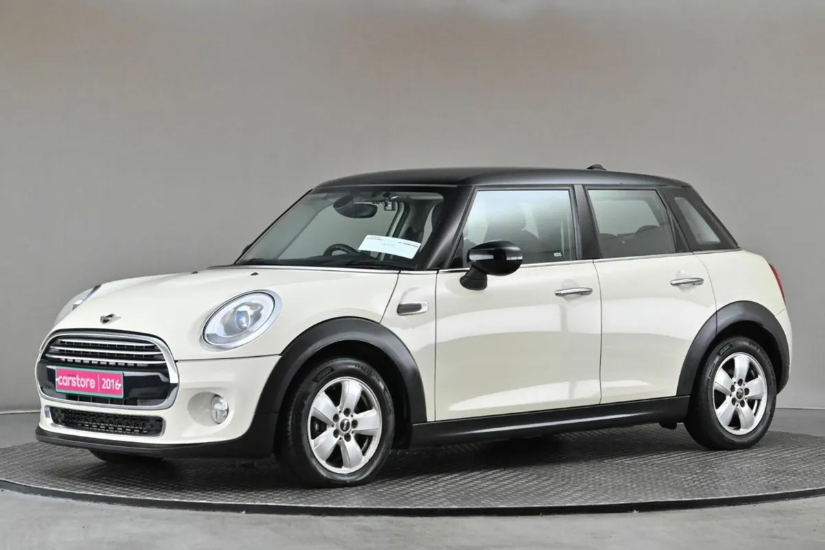 Mini Cooper 1.5 AUTO 5DR **1 YEARS WARRANTY** - Image 4