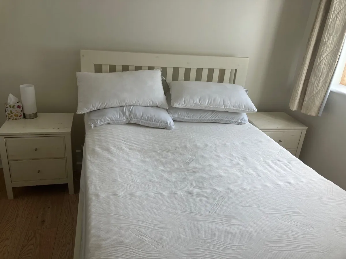 Bedroom furniture - Image 3